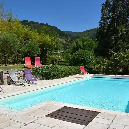 Peaceful Holiday With Pool In Ardeche